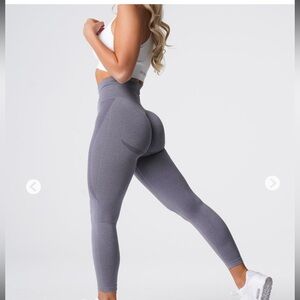 Grey/blue  Contour Seamless Leggings EUC size LARGE